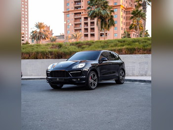 بورش  كيان  اس  2012  اوتوماتيك  99,000 كم  8 سلندر  دفع رباعي  اس يو في  أسود