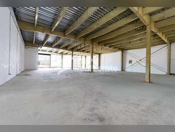 مخازن و مستودعات - الوكرة  - بركة العوامر  -المساحة: 12568 متر مربع