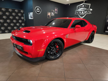 دودج  تشالنجر  هينيسي  2021  اوتوماتيك  2,000 كم  8 سلندر  دفع خلفي  كوبيه \ سبورت  أحمر