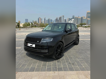 لاند روفر  رنج روفر  اتش اس اي  2024  اوتوماتيك  19,000 كم  8 سلندر  دفع رباعي  اس يو في  أسود  تحت الضمان