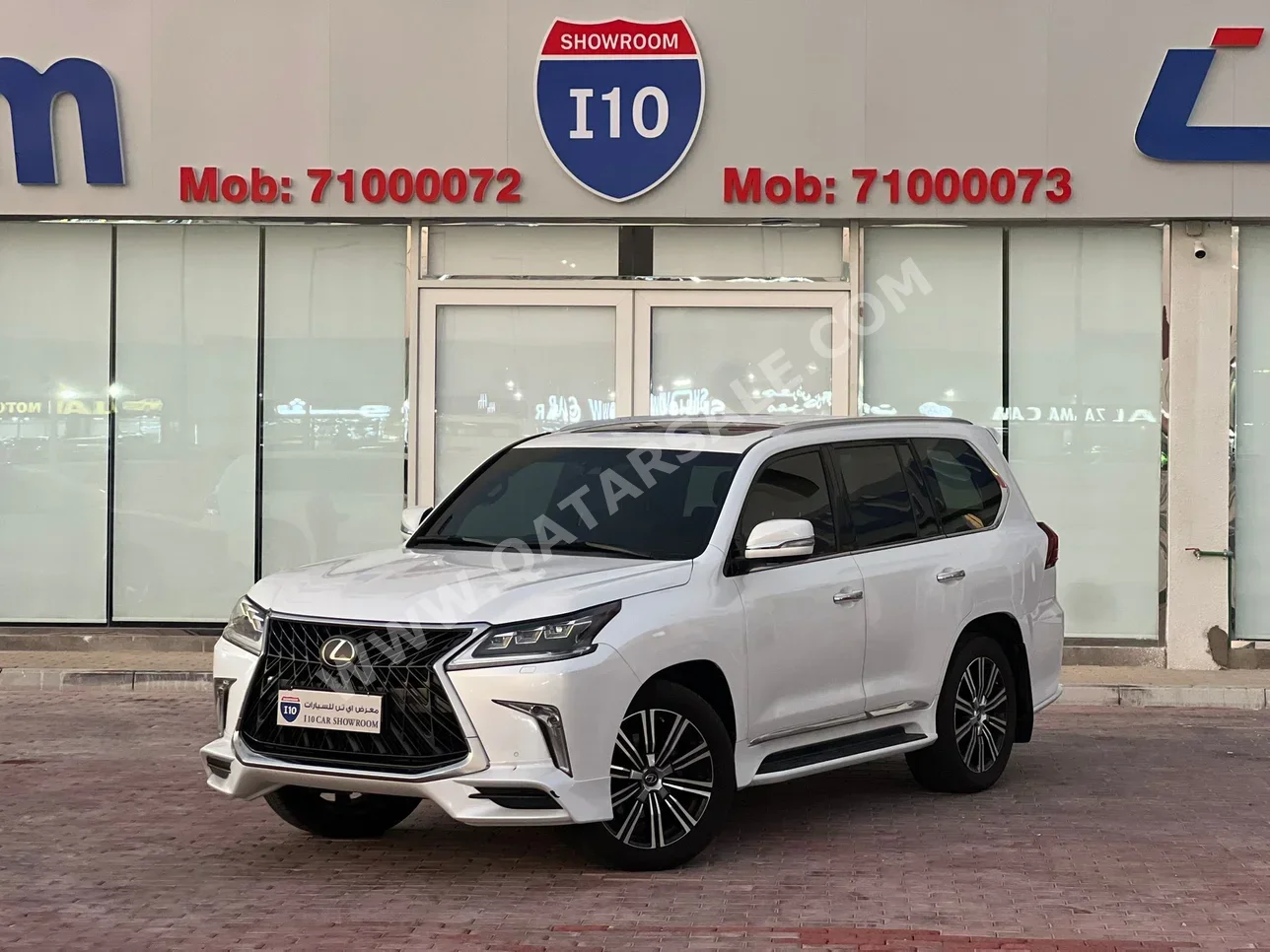 Lexus  LX  570 S  2018  Automatic  165,000 Km  8 Cylinder  Four Wheel Drive (4WD)  SUV  White