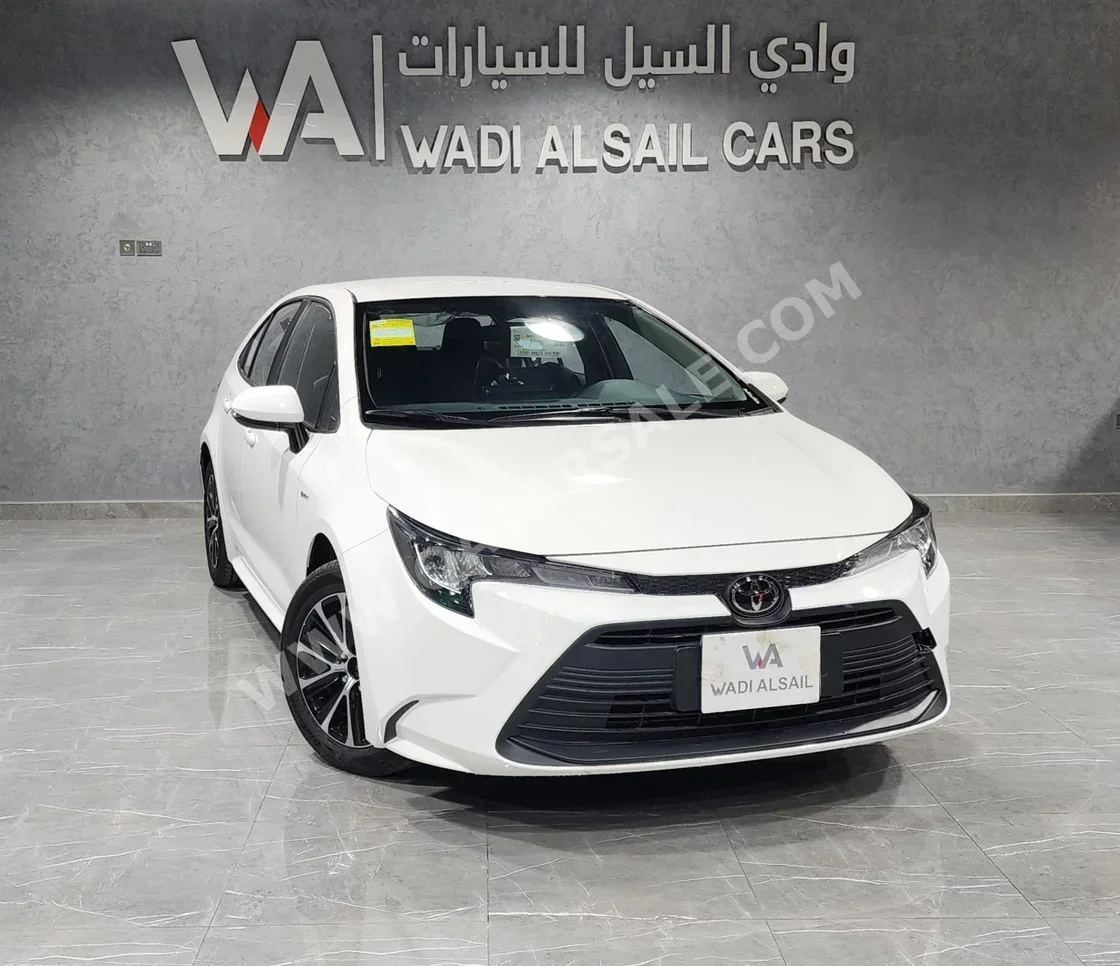 Toyota  Levin  2025  Automatic  260 Km  4 Cylinder  Rear Wheel Drive (RWD)  Sedan  White  With Warranty