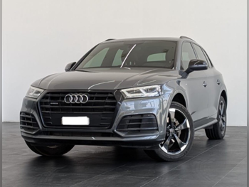 اودي  كيو 5  45 تي اف اس اي كواترو اس-لاين  2020  اوتوماتيك  57,350 كم  4 سلندر  دفع كلي مستمر  اس يو في  رمادي  تحت الضمان