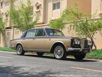 Rolls-Royce  Silver Shadow  1971  Automatic  61,000 Km  8 Cylinder  Rear Wheel Drive (RWD)  Classic  Beige and Brown