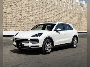 Porsche  Cayenne  2018  Automatic  73,000 Km  6 Cylinder  Four Wheel Drive (4WD)  SUV  White