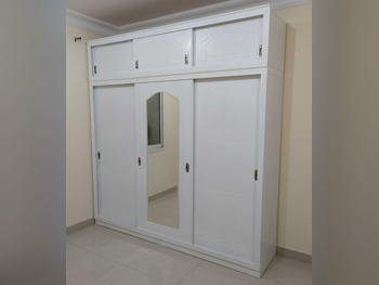 خزائن ودواليب الملابس والزينة - دوحة فيرنيتشر  - خزائن  - أبيض