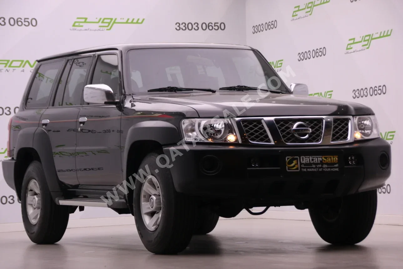 Nissan  Patrol  GL  2009  Manual  304,000 Km  6 Cylinder  Four Wheel Drive (4WD)  SUV  Black