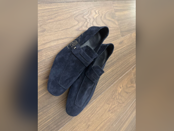 أحذية جلد اصلي  أزرق مقاس 41  ايطاليا  رجالي