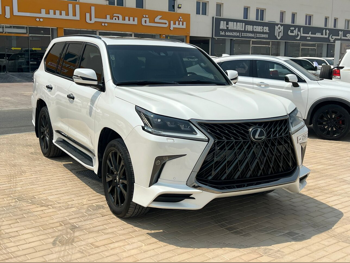 Lexus  LX  570 S Black Edition  2019  Automatic  119,000 Km  8 Cylinder  Four Wheel Drive (4WD)  SUV  White