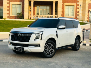 نيسان  باترول تيتانيوم  6 سلندر  إس يو في 4 في 4  أبيض  2025