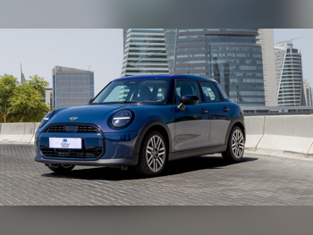 ميني  كوبر  3 سلندر  هاتش باك  ازرق  2025