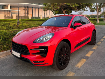 بورش  ماكان  توربو  2015  اوتوماتيك  114,000 كم  6 سلندر  دفع رباعي  اس يو في  أحمر