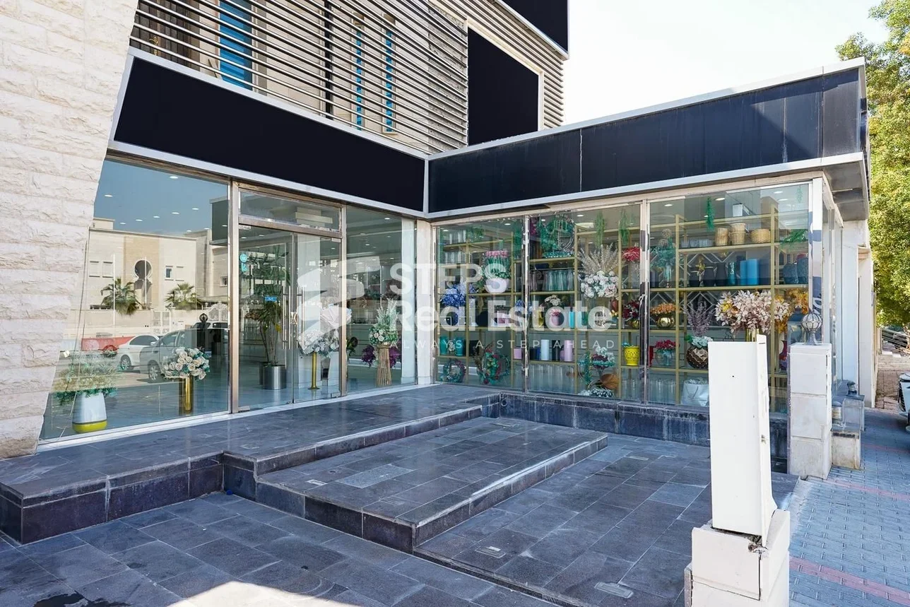 Commercial  - Not Furnished  - Doha  - Al Duhail  - 1 Bedrooms