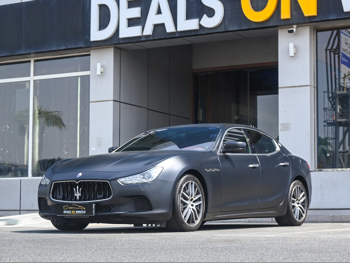 مزاراتي  جيبلي  2016  اوتوماتيك  94,000 كم  6 سلندر  دفع خلفي  سيدان  اسود مطفي