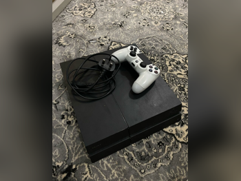 اجهزة العاب الفديو - سوني  - بلاي ستيشن 4  - 500 جيجابايت  -تشمل أجهز تحكم: 1