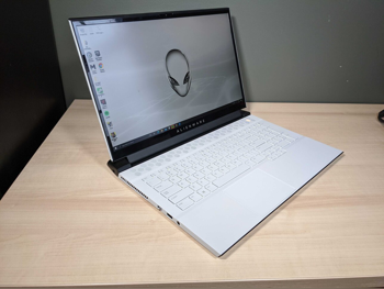 Gaming PC - Intel Core i7  - Nvidia  - Nvidia Geforce  - RTX 3070  - 16 GB -  16 GB(2x8)  / DDR 4 - SSD :  1 TB - HDD :  Not Installed  2023