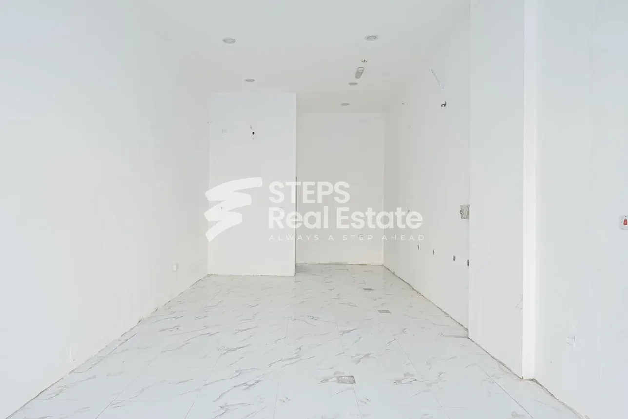 محلات تجارية - غير مفروشة  - الريان  للايجار  - الغرافة