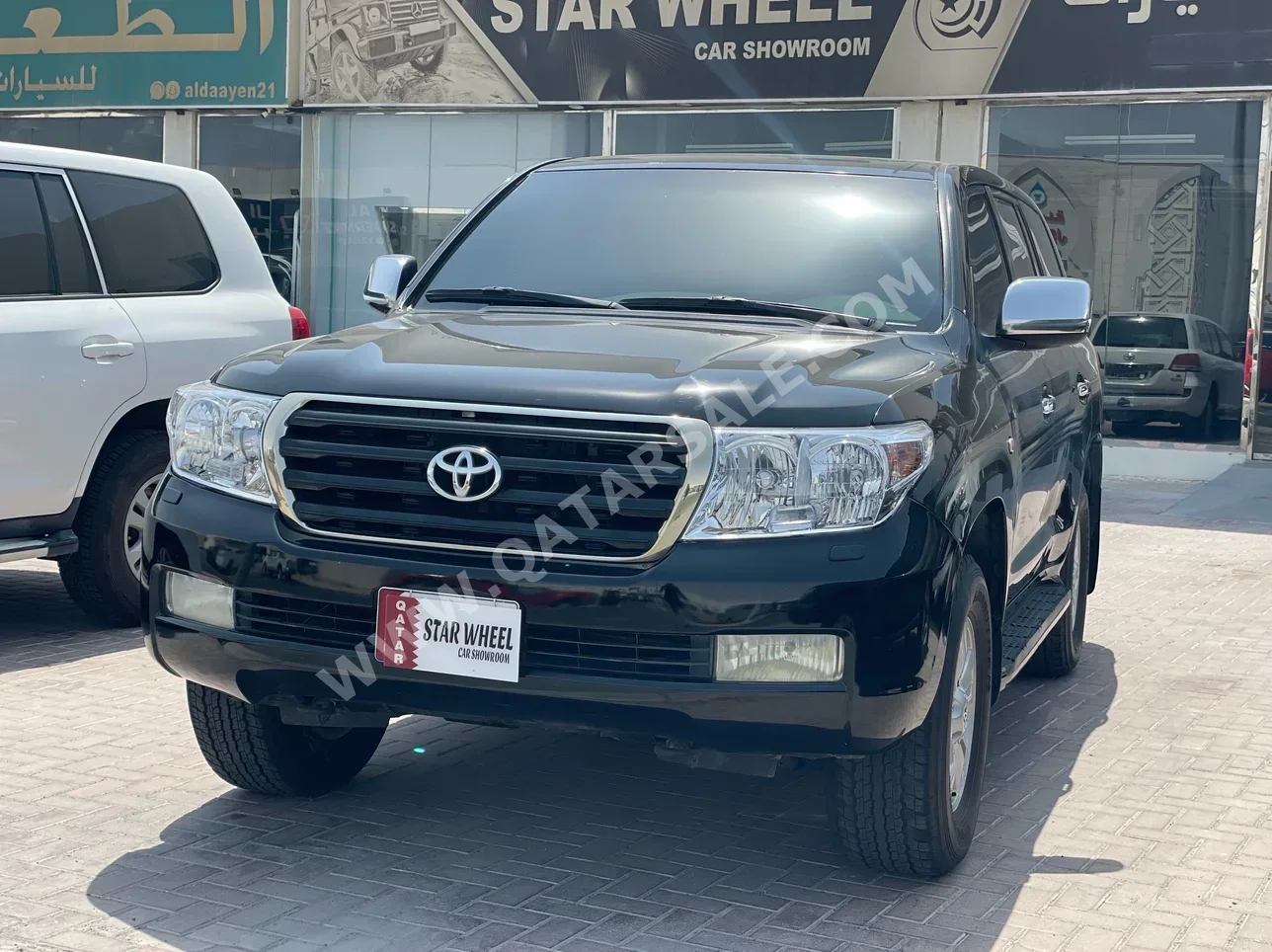 Toyota  Land Cruiser  GXR  2009  Automatic  420,000 Km  6 Cylinder  Four Wheel Drive (4WD)  SUV  Black
