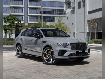 Bentley  Bentayga  S  2024  Automatic  8,000 Km  8 Cylinder  Four Wheel Drive (4WD)  SUV  Gray  With Warranty