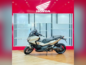 HONDA  Forza -  2025 - Color Silver -  Warranty