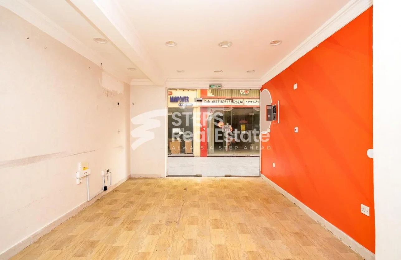 Commercial Shops - Not Furnished - Al Rayyan For Rent - Al Gharrafa