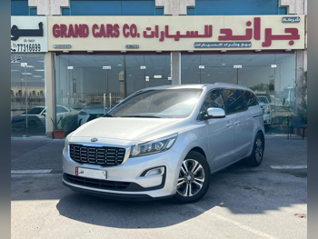 كيا  كارنفال  2019  اوتوماتيك  224,000 كم  6 سلندر  سحب امامي  فان \ باص  فضي