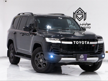 تويوتا  لاند كروزر  جي ار سبورت توين تيربو  2023  اوتوماتيك  116,000 كم  6 سلندر  دفع رباعي  اس يو في  أسود  تحت الضمان