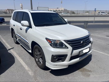 لكزس  ال اكس  570  2015  اوتوماتيك  264,000 كم  8 سلندر  دفع رباعي  اس يو في  أبيض