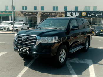 تويوتا  لاند كروزر  جي اكس  2016  اوتوماتيك  269,000 كم  6 سلندر  دفع رباعي  اس يو في  أسود