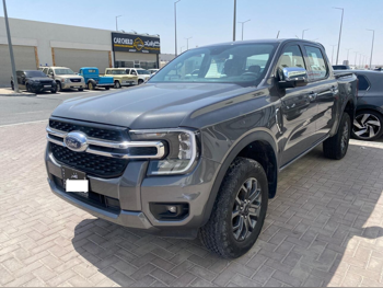 فورد  رانجر  2023  عادي  26,000 كم  4 سلندر  دفع رباعي  بيكب  رمادي