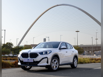 بي ام دبليو  اكس 2  4 سلندر  إس يو في 2 في 4  أبيض  2026