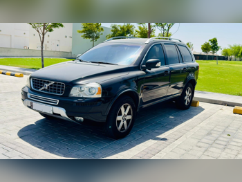 فولفو  اكس سي  90  2014  اوتوماتيك  128,000 كم  4 سلندر  دفع رباعي  اس يو في  أسود