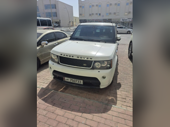 Land Rover  Range Rover  Sport Super charged  2013  Automatic  146,000 Km  8 Cylinder  Four Wheel Drive (4WD)  SUV  White