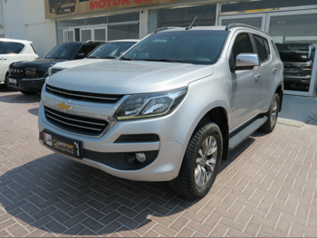 Chevrolet  TrailBlazer  2019  Automatic  123,000 Km  6 Cylinder  Four Wheel Drive (4WD)  SUV  Silver