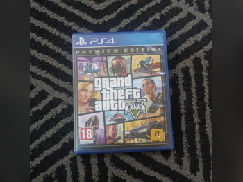 جراند ثفت اوتو 5  - بلاي ستيشن 4  أقراص ألعاب الفيديو المدمجة