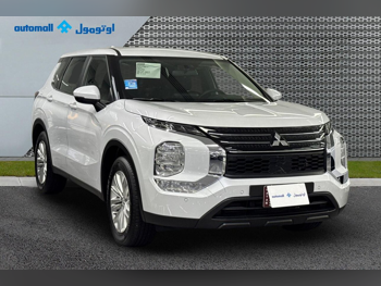 Mitsubishi  Outlander  2025  Automatic  560 Km  4 Cylinder  Front Wheel Drive (FWD)  SUV  White  With Warranty