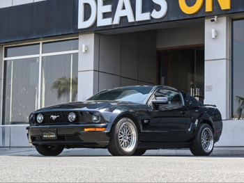 فورد  موستانغ  جي تي  2008  اوتوماتيك  130,000 كم  8 سلندر  دفع خلفي  كوبيه \ سبورت  أسود