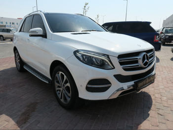 مرسيدس - بنز  جي ال اي  400  2017  اوتوماتيك  145,000 كم  6 سلندر  دفع رباعي  اس يو في  أبيض