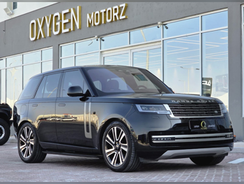 لاند روفر  رنج روفر  فوج  2023  اوتوماتيك  60,000 كم  6 سلندر  دفع رباعي  اس يو في  أسود  تحت الضمان