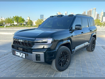 BYD  Leopard 8  2025  Automatic  1,400 Km  4 Cylinder  Four Wheel Drive (4WD)  SUV  Black