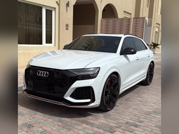 Audi  RSQ8  2023  Automatic  25,650 Km  8 Cylinder  All Wheel Drive (AWD)  SUV  White  With Warranty