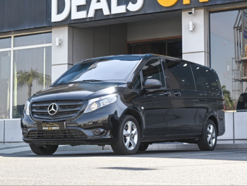 مرسيدس - بنز  فيتو  2018  اوتوماتيك  56,000 كم  4 سلندر  دفع خلفي  فان \ باص  أسود