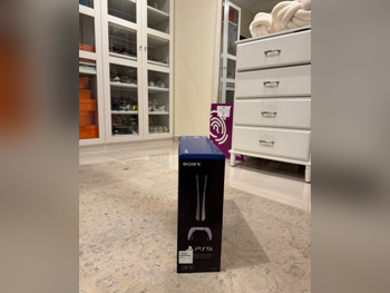 اجهزة العاب الفديو - سوني  - بلاي ستيشن 5 ديجيتل  - 1 تيرابايت  -تشمل أجهز تحكم: 1