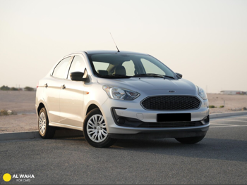 فورد  فيجو  2020  اوتوماتيك  87,000 كم  4 سلندر  سحب امامي  هاتشباك  فضي