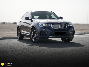 بي ام دبليو  الفئة - اكس  اكس 4  2017  اوتوماتيك  91,000 كم  4 سلندر  دفع رباعي  اس يو في  ازرق