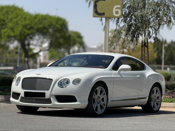 Bentley  Continental  GT  2015  Automatic  79,000 Km  12 Cylinder  All Wheel Drive (AWD)  Coupe / Sport  White