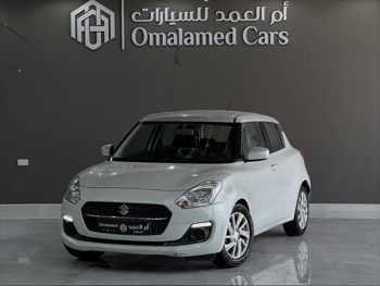 Suzuki  Swift  2022  Automatic  146,000 Km  4 Cylinder  Front Wheel Drive (FWD)  Sedan  White