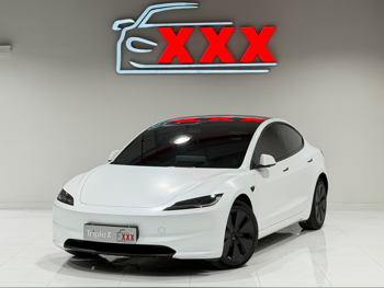 Tesla  Model 3  Long Range  2024  Automatic  44,000 Km  0 Cylinder  All Wheel Drive (AWD)  Sedan  White  With Warranty