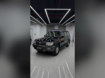 Toyota  Land Cruiser  GXR - Limited  2007  Automatic  403,000 Km  6 Cylinder  Four Wheel Drive (4WD)  SUV  Black