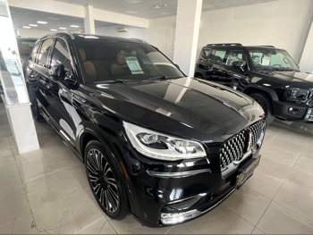Lincoln  Aviator  Presidental  2023  Automatic  11,000 Km  6 Cylinder  Four Wheel Drive (4WD)  SUV  Black  With Warranty